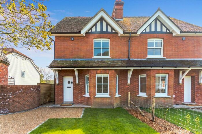 3 Bedroom Semi-Detached House To Rent In Back Lane, Shipbourne, Tonbridge, Kent, TN11