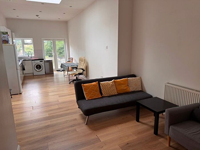 4 Bedroom Terraced House To Rent In Aldborough Road South, Seven Kings, Ilford, IG3