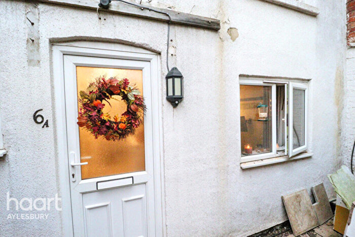 1 Bedroom Maisonette For Sale In Bicester Road, Aylesbury, HP19