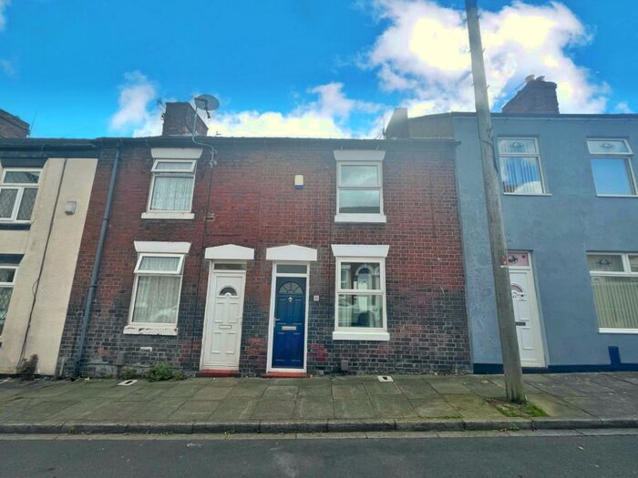 3 Bedroom Terraced House To Rent In Bank Street, Stoke-on-Trent, Staffordshire, ST6