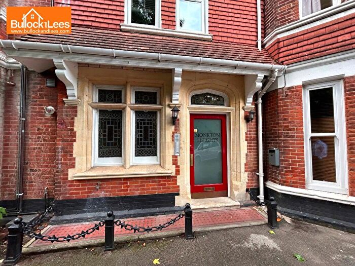 1 Bedroom Flat For Sale In Boscombe Spa Road, Bournemouth, Dorset, BH5
