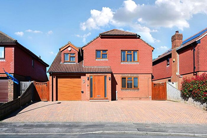 5 Bedroom Detached House For Sale In Birch Way, Hailsham, BN27