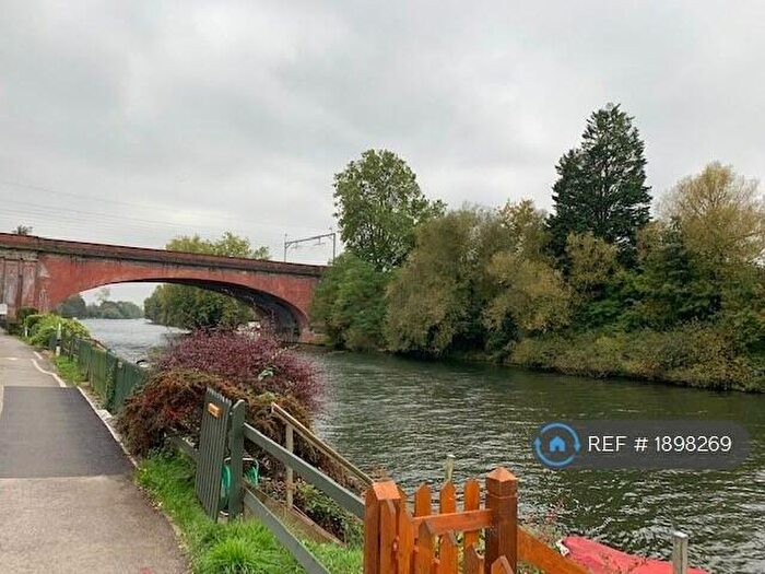 2 Bedroom Maisonette To Rent In Nutshell, Taplow, Maidenhead, SL6