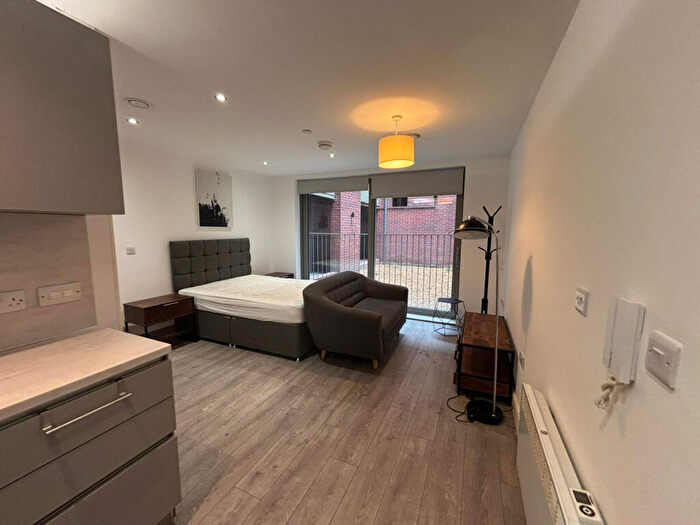 Studio To Rent In Henry Street, Sheffield, South Yorkshire, S3