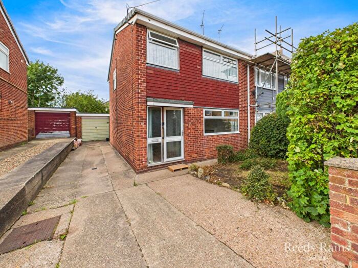 3 Bedroom Semi Detached House For Sale In Astral Way, Sutton-on-Hull, Hull, East Yorkshire, HU7