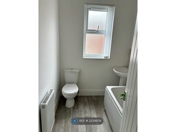 3 Bedroom Terraced House To Rent In Bingley Road, Liverpool, L4