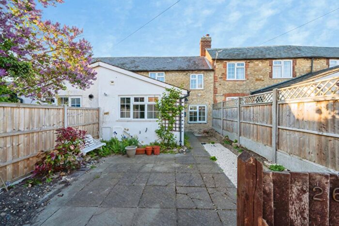 2 Bedroom Cottage To Rent In Brook Lane, Harrold, MK43