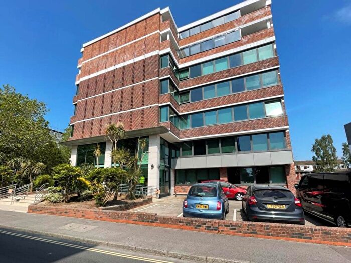 1 Bedroom Flat To Rent In Burrell Road, Haywards Heath, RH16