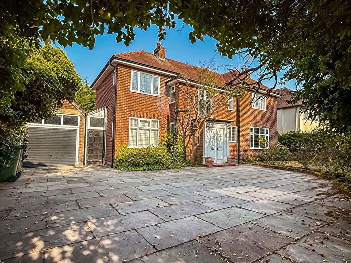 3 Bedroom Detached House For Sale In Waterloo Road, Hillside, PR8