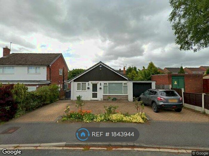 3 Bedroom Bungalow To Rent In Linton Rise, Leeds, LS17