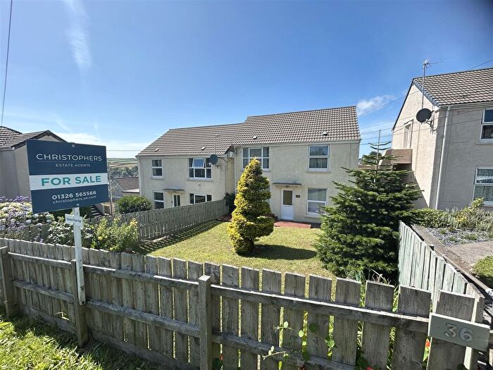 2 Bedroom Flat For Sale In Parc An Dower, Helston, TR13