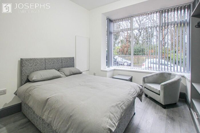 5 Bedroom End Of Terrace House To Rent In Greenland Road, Bolton, Greater Manchester, BL3