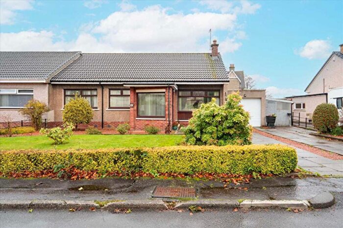 3 Bedroom Semi-Detached Bungalow For Sale In Lyall Crescent, FK2