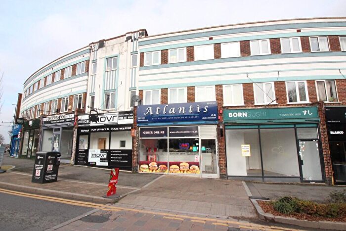 2 Bedroom Flat To Rent In Central Road, Worcester Park, KT4