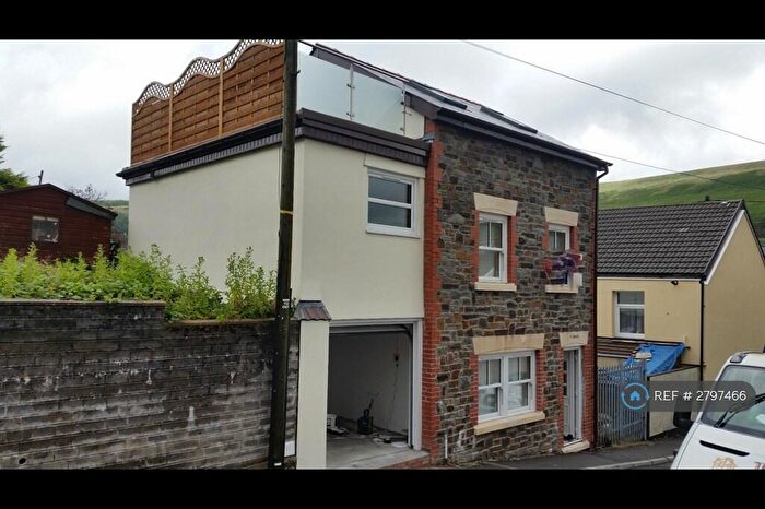 3 Bedroom Detached House To Rent In Brook Street, Ferndale, CF43