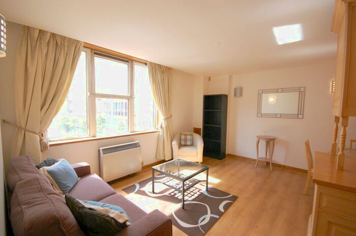 1 Bedroom Flat To Rent In Barrett Street, London, W1U