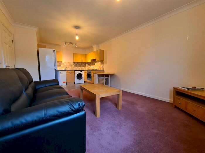 2 Bedroom Flat To Rent In Flat, Bentley House, Abbeygate Court, March, PE15