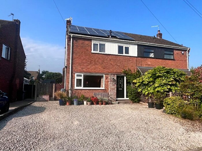 4 Bedroom Semi Detached House For Sale In Newlands Drive, Wilmslow, SK9