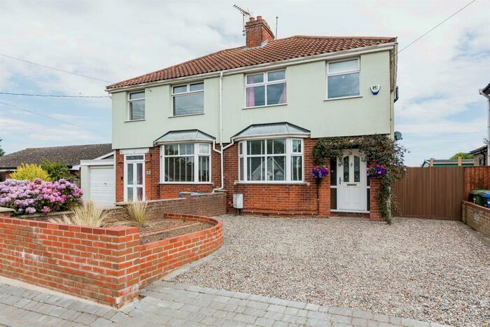 3 Bedroom Semi-Detached House For Sale In Rushmere Road, Carlton Colville, Lowestoft, NR33