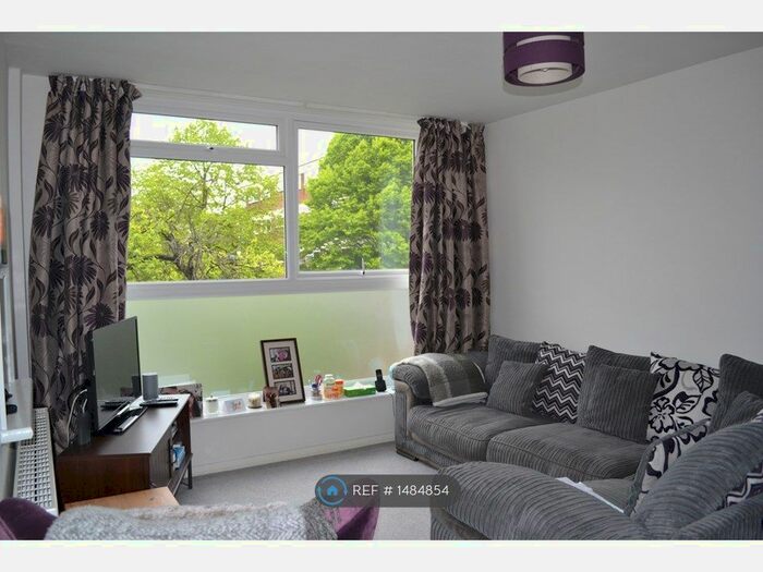 2 Bedroom Flat To Rent In West Eailing, London, W13