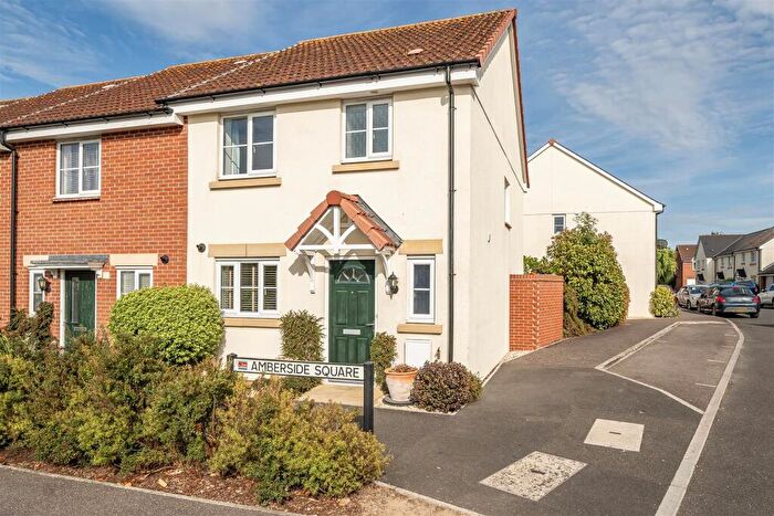 3 Bedroom End Of Terrace House For Sale In Amberside Square, Axminster, EX13