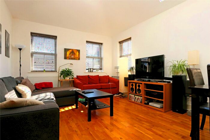 1 Bedroom Flat To Rent In Station Parade, Balham High Road, London, SW12