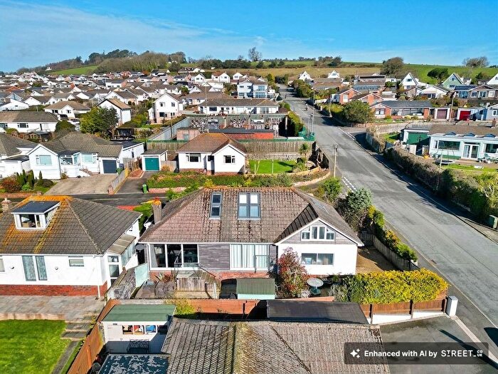 3 Bedroom Detached Bungalow For Sale In Portland Avenue, Teignmouth, TQ14