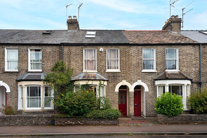3 Bedroom Terraced House For Sale In Mawson Road, Cambridge, CB1