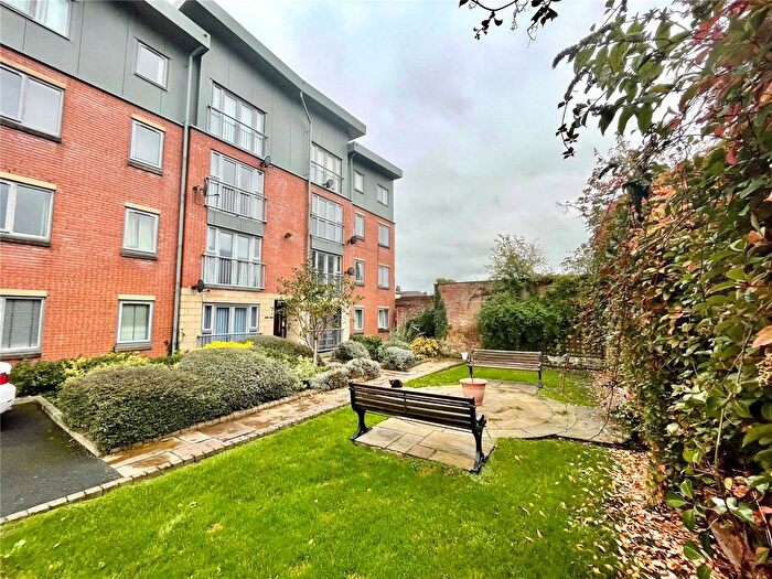 2 Bedroom Flat For Sale In Grimshaw Place, Preston, Lancashire, PR1