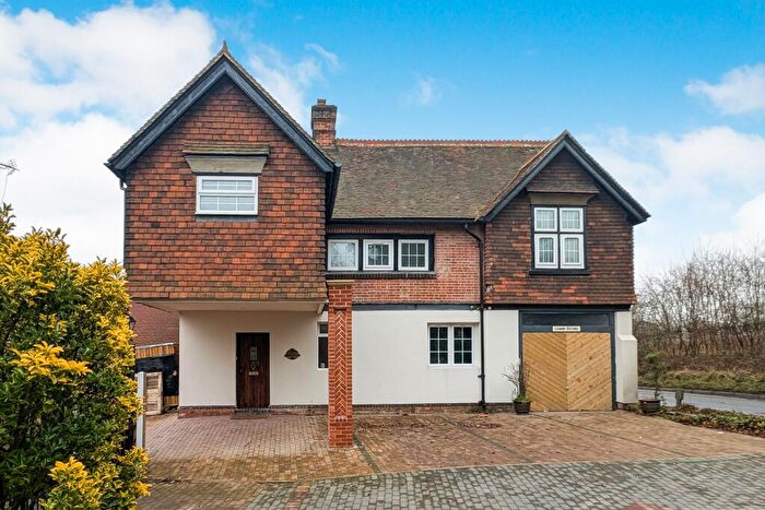 4 Bedroom Detached House For Sale In Lower Birtley, Grayswood Road, Surrey, GU27