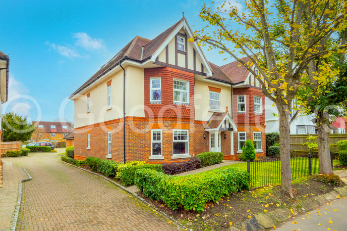 2 Bedroom Apartment To Rent In Rosebery Road, Cheam, Sutton, SM1