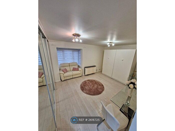 Studio To Rent In Curie Gardens, Colindale, London, NW9