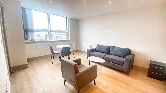 1 Bedroom Studio To Rent In Market Square, Uxbridge, UB8