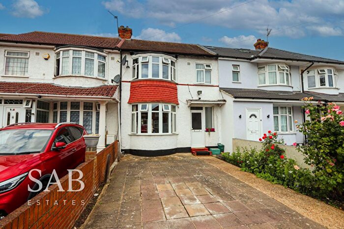 3 Bedroom Terraced House To Rent In Rutland Road, Southall, UB1