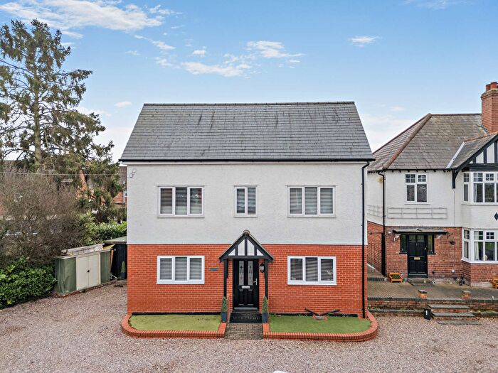 3 Bedroom Detached House For Sale In Featherbed Lane, Shrewsbury, SY1