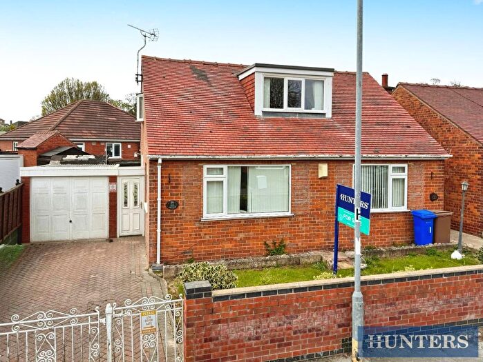 2 Bedroom Detached Bungalow For Sale In Greame Road, Bridlington, YO16