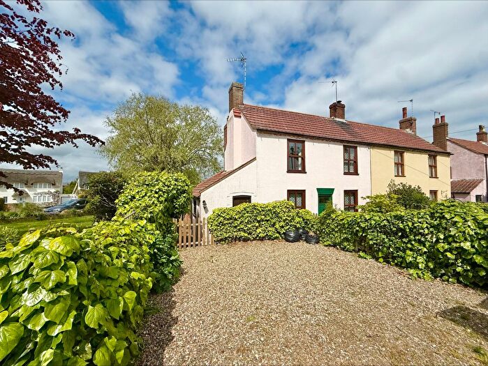 2 Bedroom Semi Detached House For Sale In Kings Street, Winterton-On-Sea, NR29