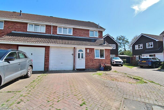 3 Bedroom End Terrace House For Sale In Pytchley Close, Hill Head, PO14