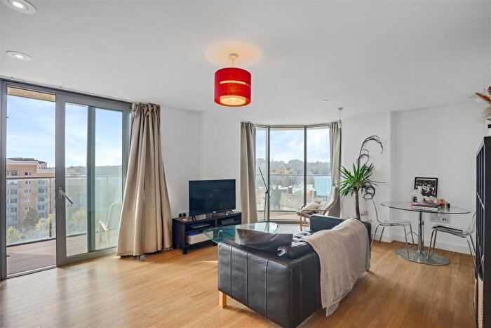 2 Bedroom Flat For Sale In Sienna Alto, Lewisham, SE13