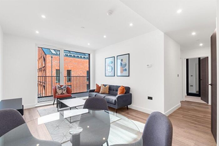 2 Bedroom Apartment To Rent In The Colmore, Snowhill Wharf, B4