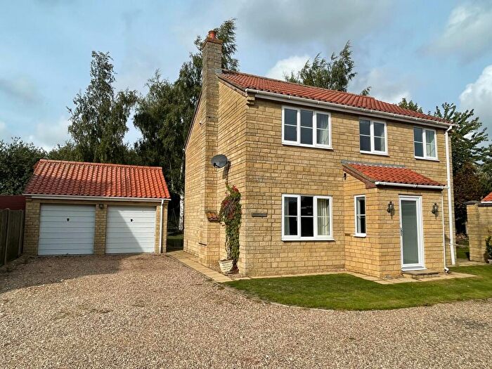 4 Bedroom Detached House To Rent In Memorial Hall Drive, West Street, Wellingore, Lincoln, LN5