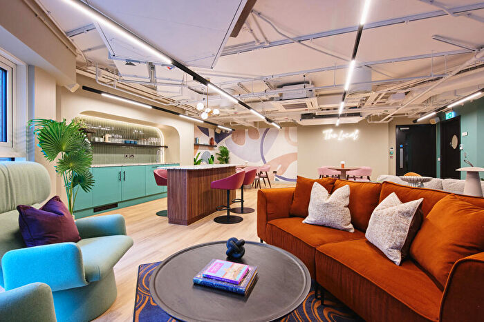 2 Bedroom Flat To Rent In Apo The Holloway, Ellis Street, Birmingham, B1