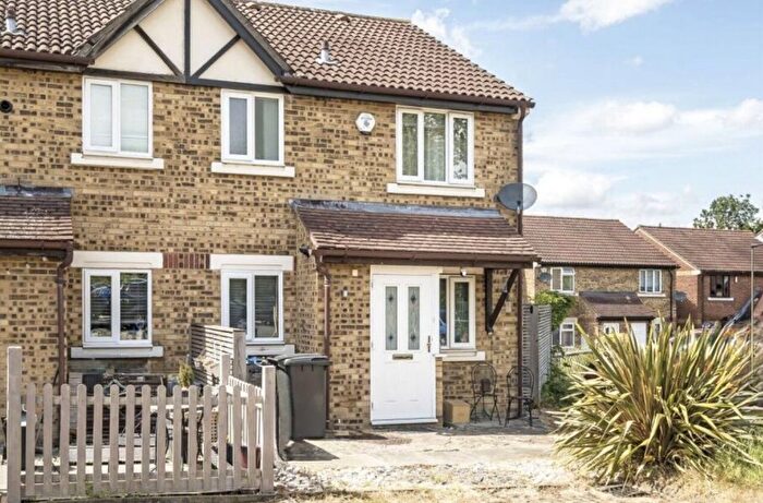 1 Bedroom Semi-Detached House To Rent In Stanton Close, Orpington, Kent, BR5