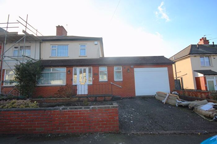 3 Bedroom Terraced House To Rent In Mayfield Road, Tyseley, Birmingham, B11