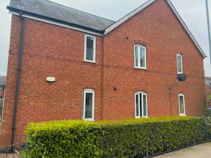 1 Bedroom Flat To Rent In Off High Street, Husbands Bosworth, LE17