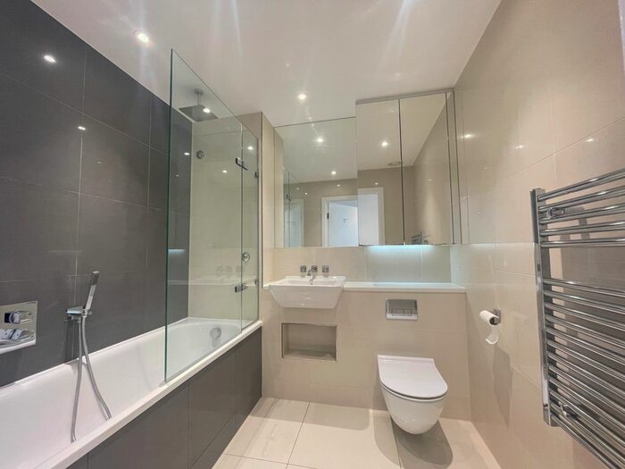 1 Bedroom Flat To Rent In Saffron Central Square, Croydon, CR0