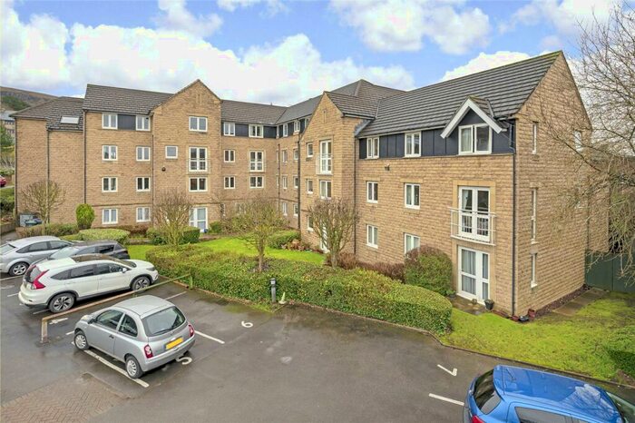1 Bedroom Flat To Rent In Carnegie Court, Springs Lane, Ilkley, West Yorkshire, LS29
