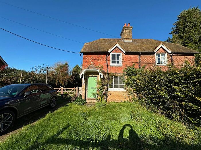 3 Bedroom Semi-Detached House To Rent In Faversham Road, Ospringe, Faversham, Kent, ME13