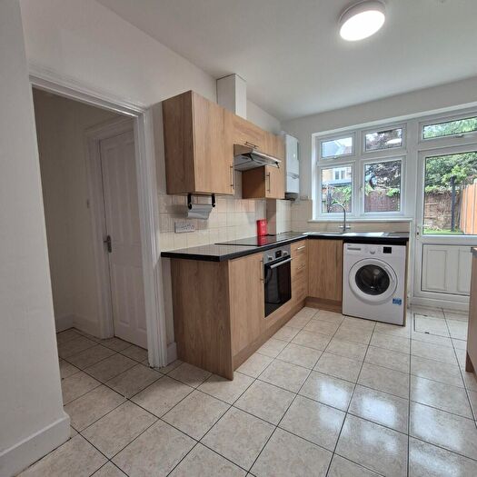 4 Bedroom Terraced House To Rent In Hervey Park Road, London, E17