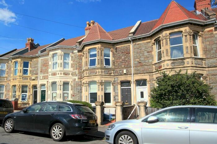 1 Bedroom Apartment To Rent In Maxse Road, Bristol, BS4